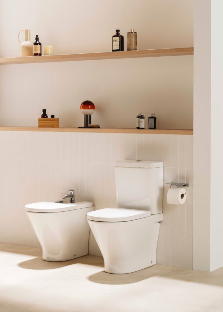 Toilet seat by G Systems Co.